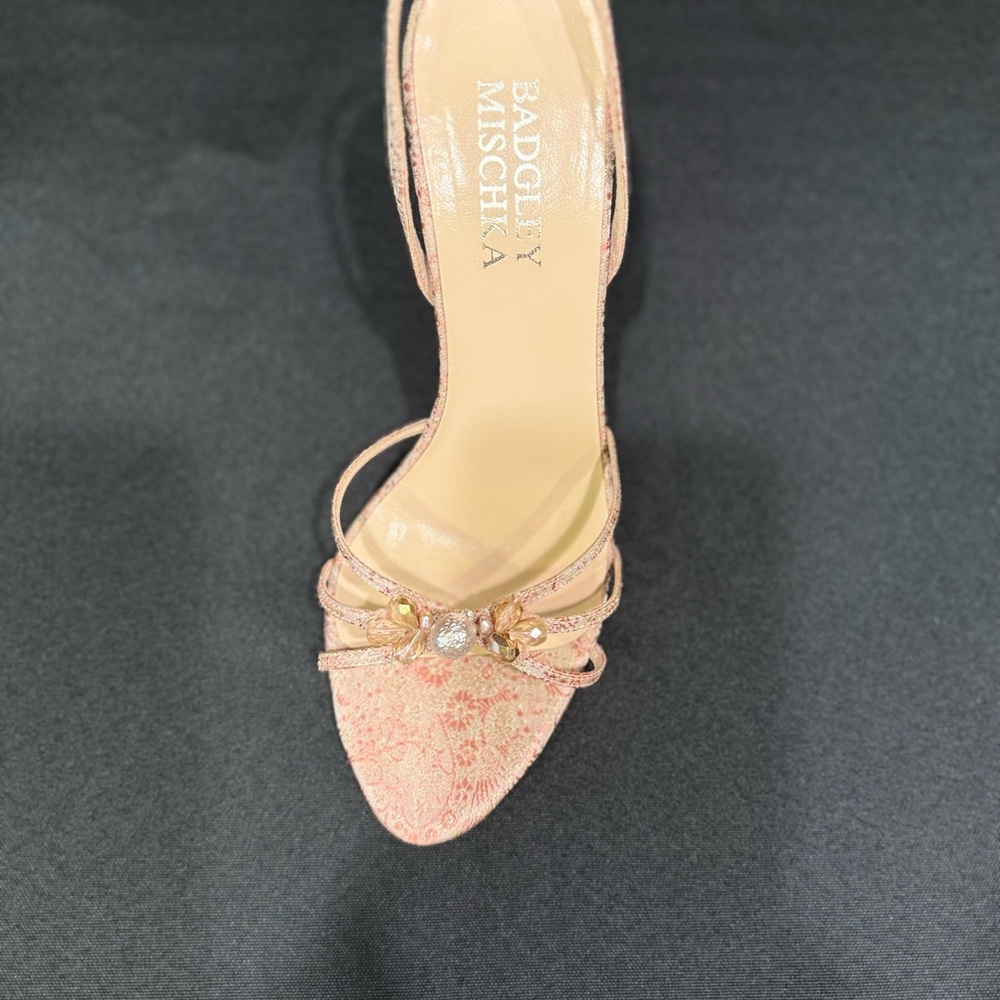 Badgley Mischka Pink Heels with Intricate Detailing - Picture 5 of 16
